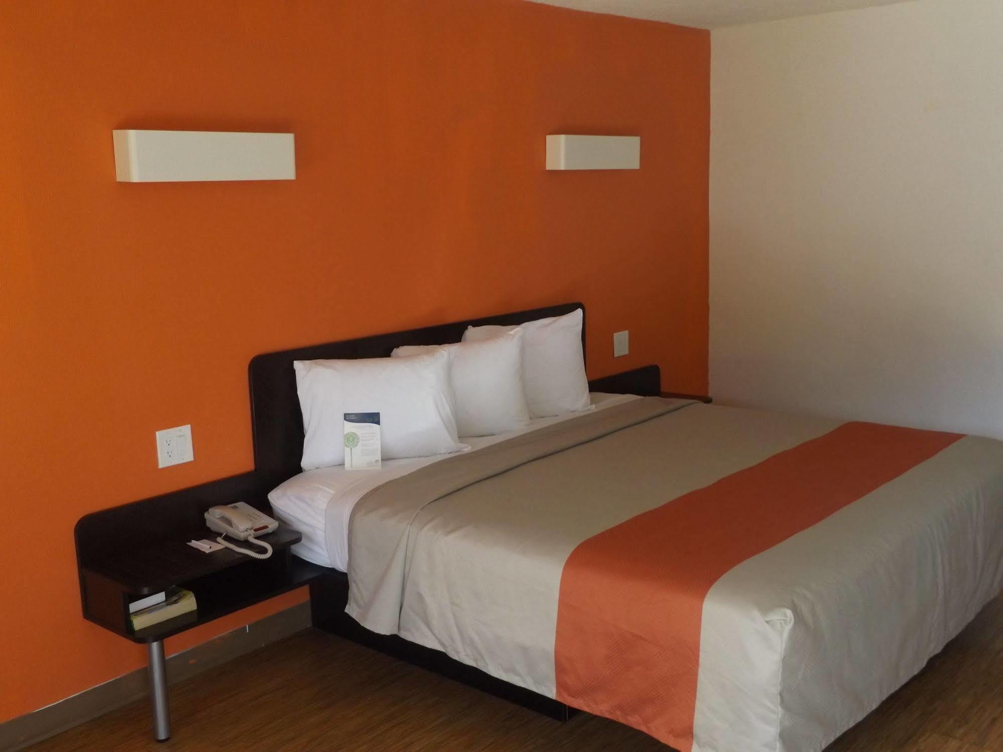 Motel 6 Glendale Az Dış mekan fotoğraf