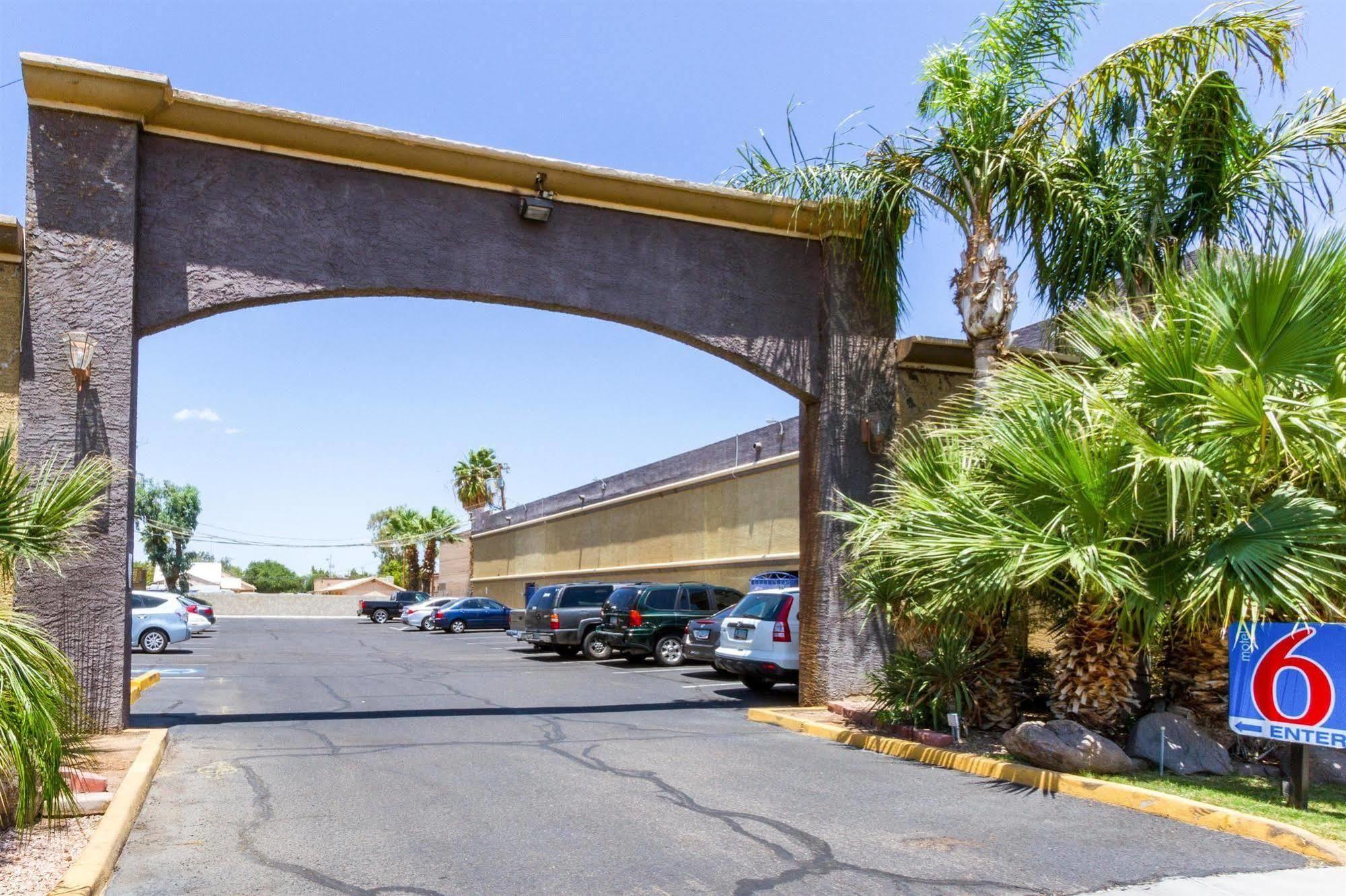 Motel 6 Glendale Az Dış mekan fotoğraf